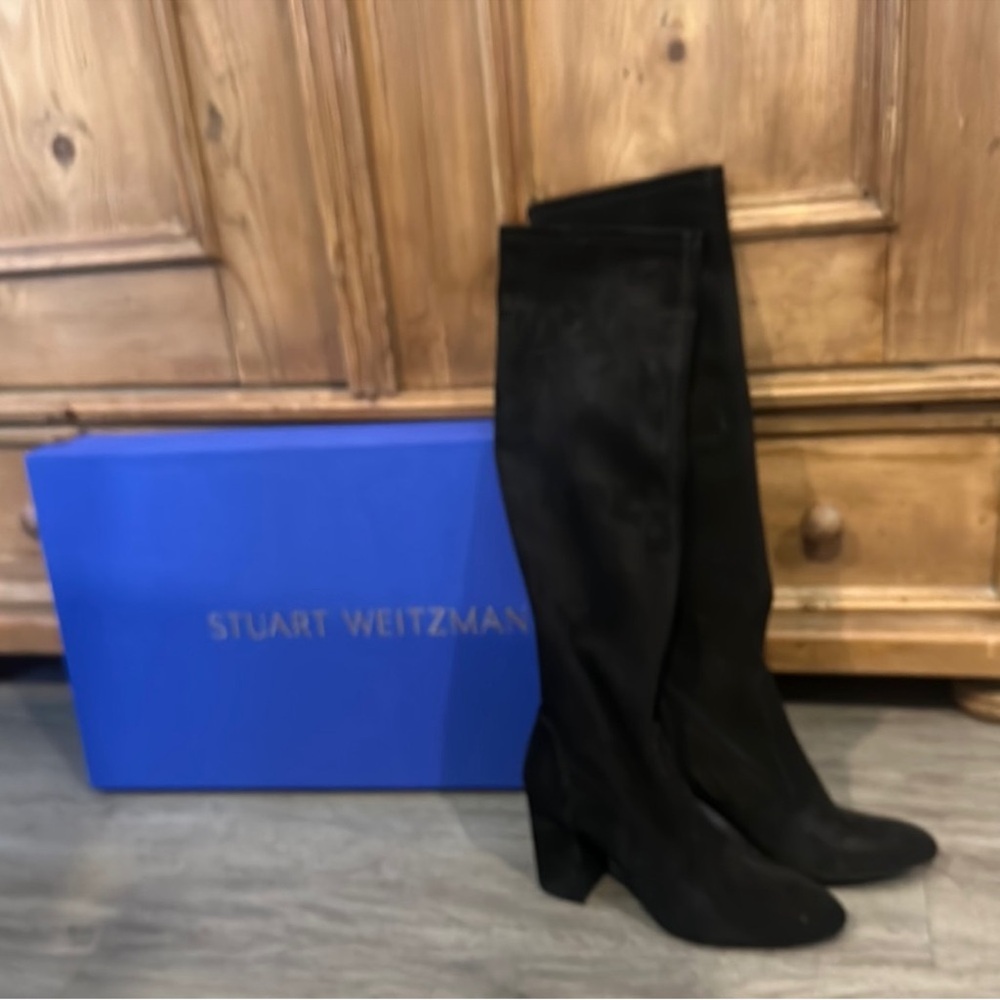 Stuart Weitzman Yuliana Boots - Picture 6 of 10